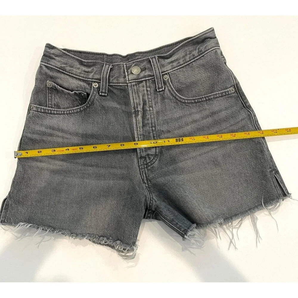 Lucky Brand Women’s Denim Jean Traveler Shorts Sz 0 Gray/Black Distress Frayed - Picture 11 of 14